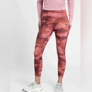 Athleta Ultimate Stash Pocket Printed 7/8 Leggings Camo Print